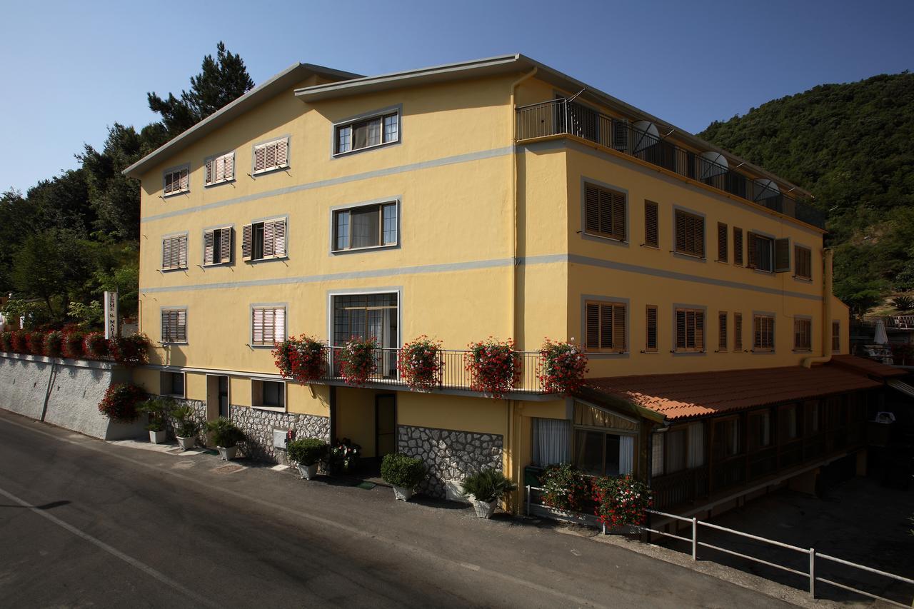 Albergo Terme Santamaria Castelforte Eksteriør bilde