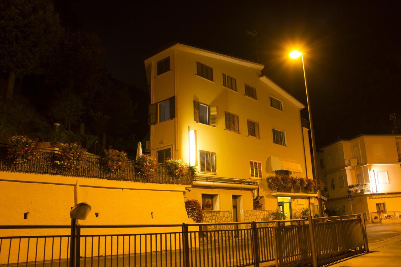 Albergo Terme Santamaria Castelforte Eksteriør bilde